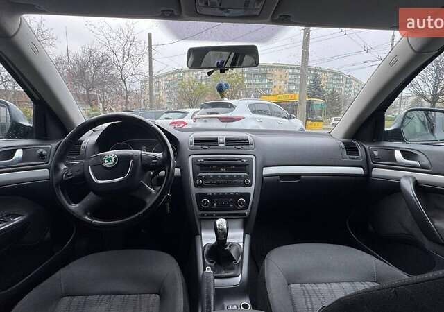 Сірий Шкода Октавія, об'ємом двигуна 1.9 л та пробігом 318 тис. км за 7800 $, фото 7 на Automoto.ua