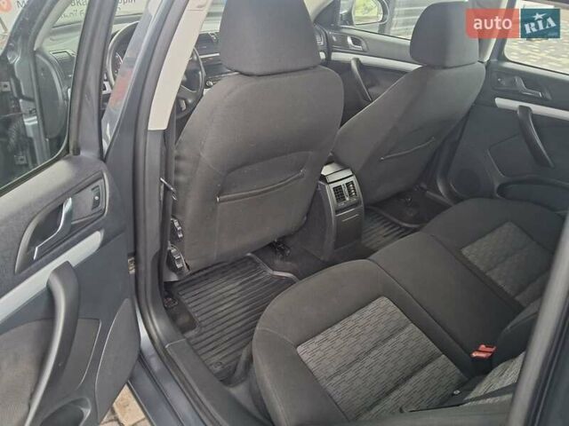 Серый Шкода Октавия, объемом двигателя 1.6 л и пробегом 171 тыс. км за 7800 $, фото 64 на Automoto.ua