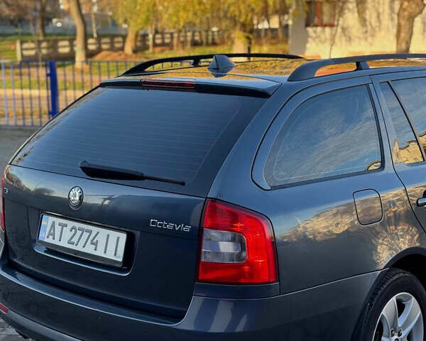 Сірий Шкода Октавія, об'ємом двигуна 1.39 л та пробігом 200 тис. км за 7400 $, фото 7 на Automoto.ua
