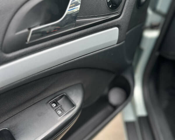 Серый Шкода Октавия, объемом двигателя 1.6 л и пробегом 261 тыс. км за 6100 $, фото 20 на Automoto.ua