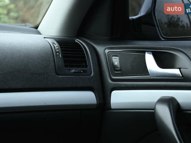 Сірий Шкода Октавія, об'ємом двигуна 1.6 л та пробігом 232 тис. км за 7700 $, фото 21 на Automoto.ua