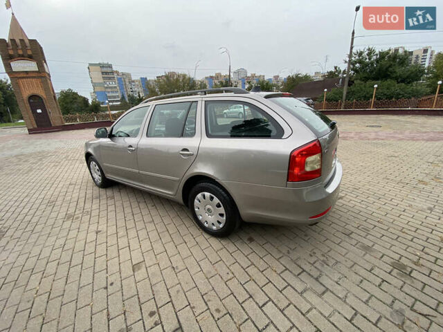 Сірий Шкода Октавія, об'ємом двигуна 1.6 л та пробігом 174 тис. км за 7650 $, фото 13 на Automoto.ua