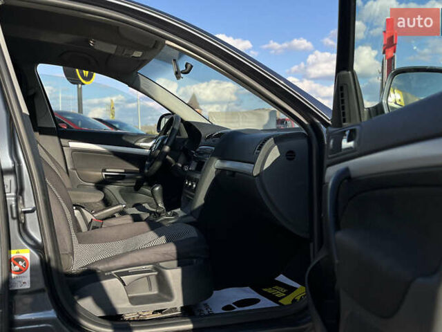 Серый Шкода Октавия, объемом двигателя 1.39 л и пробегом 188 тыс. км за 6600 $, фото 19 на Automoto.ua