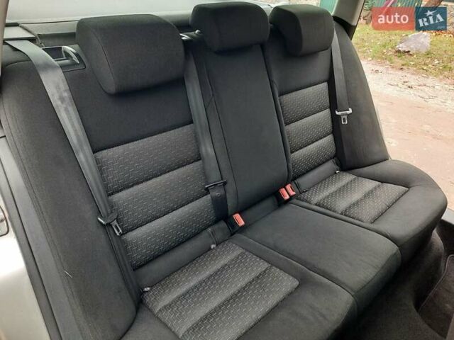 Серый Шкода Октавия, объемом двигателя 1.6 л и пробегом 250 тыс. км за 7370 $, фото 49 на Automoto.ua