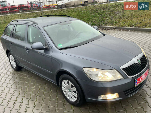 Серый Шкода Октавия, объемом двигателя 1.6 л и пробегом 181 тыс. км за 8888 $, фото 76 на Automoto.ua