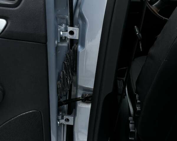 Серый Шкода Октавия, объемом двигателя 1.6 л и пробегом 203 тыс. км за 8099 $, фото 102 на Automoto.ua