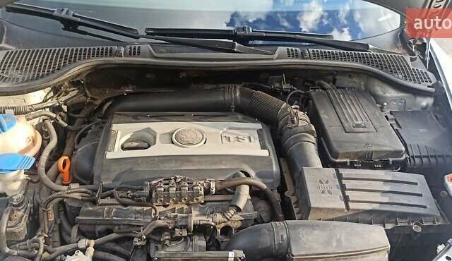 Сірий Шкода Октавія, об'ємом двигуна 1.8 л та пробігом 231 тис. км за 7300 $, фото 4 на Automoto.ua