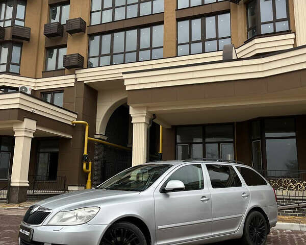 Серый Шкода Октавия, объемом двигателя 1.9 л и пробегом 240 тыс. км за 7490 $, фото 2 на Automoto.ua
