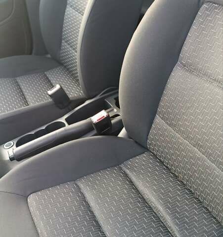 Сірий Шкода Октавія, об'ємом двигуна 1.6 л та пробігом 263 тис. км за 6800 $, фото 14 на Automoto.ua