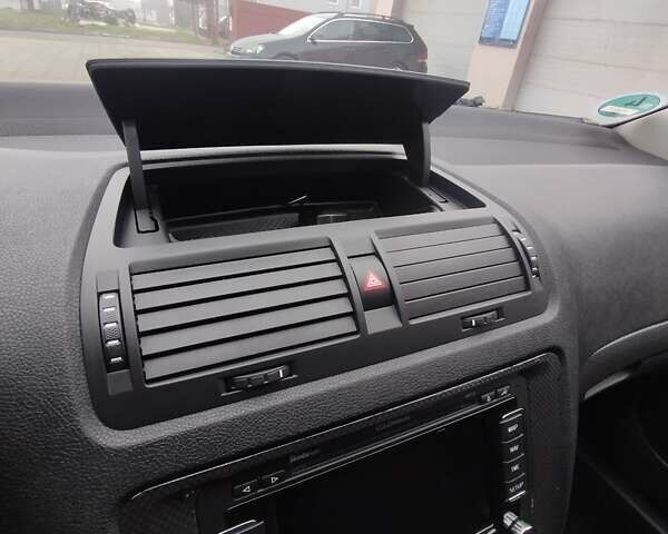 Серый Шкода Октавия, объемом двигателя 1.6 л и пробегом 251 тыс. км за 8300 $, фото 36 на Automoto.ua