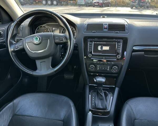 Сірий Шкода Октавія, об'ємом двигуна 1.8 л та пробігом 161 тис. км за 8999 $, фото 15 на Automoto.ua