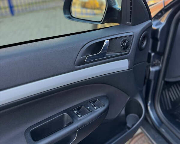 Сірий Шкода Октавія, об'ємом двигуна 1.39 л та пробігом 200 тис. км за 7400 $, фото 13 на Automoto.ua