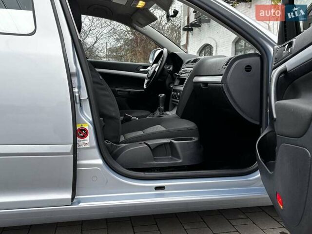 Серый Шкода Октавия, объемом двигателя 1.6 л и пробегом 203 тыс. км за 8099 $, фото 68 на Automoto.ua