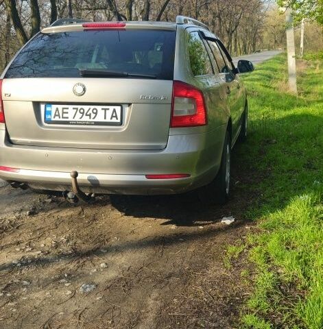 Серый Шкода Октавия, объемом двигателя 1.4 л и пробегом 236 тыс. км за 6100 $, фото 3 на Automoto.ua