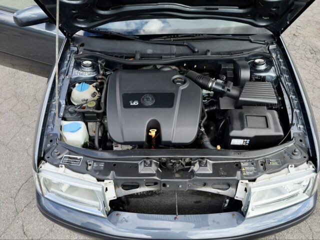 Серый Шкода Октавия, объемом двигателя 1.6 л и пробегом 199 тыс. км за 6400 $, фото 19 на Automoto.ua