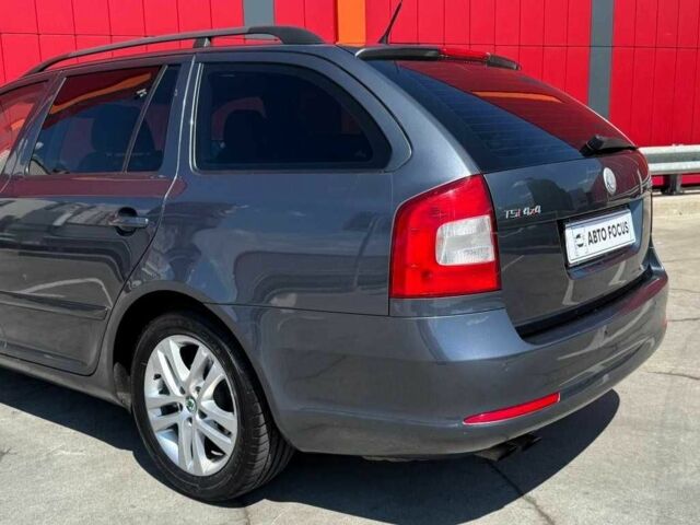 Серый Шкода Октавия, объемом двигателя 1.8 л и пробегом 235 тыс. км за 6990 $, фото 5 на Automoto.ua