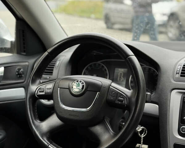 Сірий Шкода Октавія, об'ємом двигуна 1.97 л та пробігом 266 тис. км за 7500 $, фото 11 на Automoto.ua