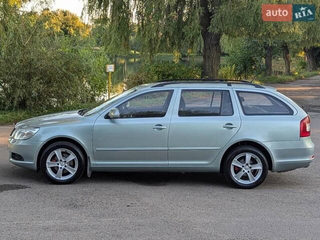 Серый Шкода Октавия, объемом двигателя 1.6 л и пробегом 201 тыс. км за 7699 $, фото 71 на Automoto.ua