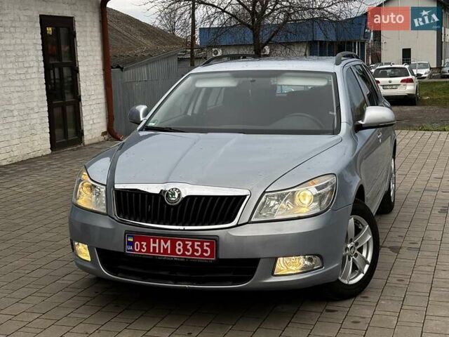 Серый Шкода Октавия, объемом двигателя 1.6 л и пробегом 203 тыс. км за 8099 $, фото 1 на Automoto.ua