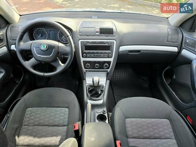 Шкода Октавія 2009 у Харкові на Automoto.ua Сірий Шкода Октавія, об'ємом двигуна 1.9 л та пробігом 180 тис. км за 6700 $, фото 16 на Automoto.ua