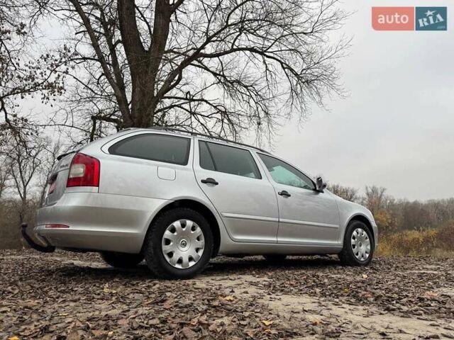 Серый Шкода Октавия, объемом двигателя 1.6 л и пробегом 182 тыс. км за 7700 $, фото 29 на Automoto.ua