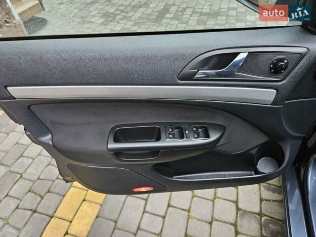 Серый Шкода Октавия, объемом двигателя 1.8 л и пробегом 178 тыс. км за 7300 $, фото 32 на Automoto.ua