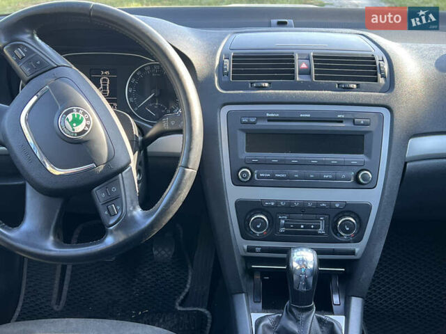 Серый Шкода Октавия, объемом двигателя 1.4 л и пробегом 216 тыс. км за 6780 $, фото 6 на Automoto.ua