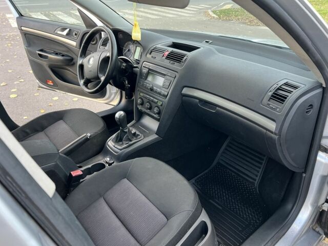 Сірий Шкода Октавія, об'ємом двигуна 1.9 л та пробігом 3 тис. км за 3200 $, фото 5 на Automoto.ua