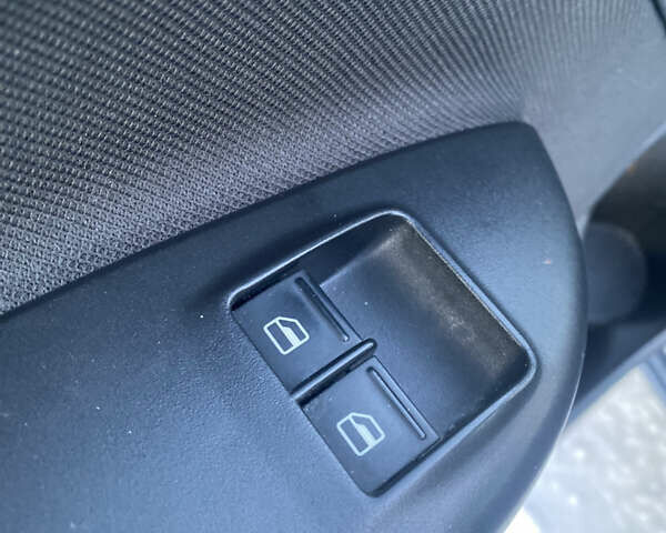 Серый Шкода Октавия, объемом двигателя 1.4 л и пробегом 198 тыс. км за 7700 $, фото 17 на Automoto.ua