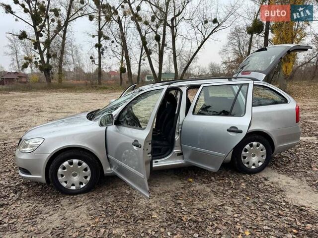 Серый Шкода Октавия, объемом двигателя 1.6 л и пробегом 182 тыс. км за 7700 $, фото 72 на Automoto.ua