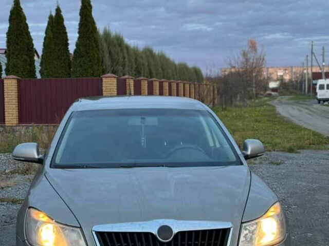 Сірий Шкода Октавія, об'ємом двигуна 0 л та пробігом 400 тис. км за 2950 $, фото 1 на Automoto.ua