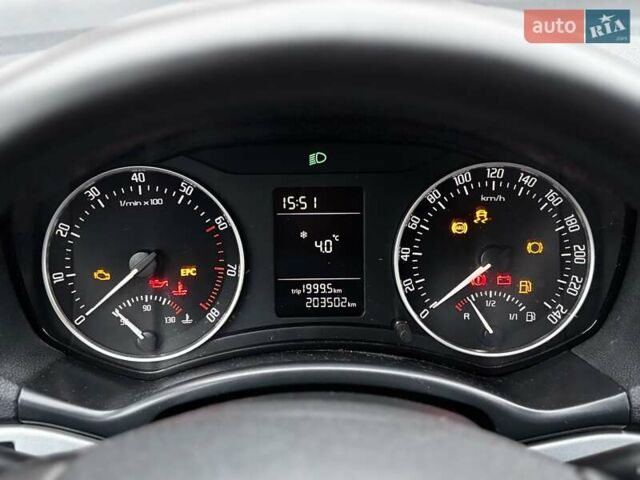 Серый Шкода Октавия, объемом двигателя 1.6 л и пробегом 203 тыс. км за 8099 $, фото 79 на Automoto.ua