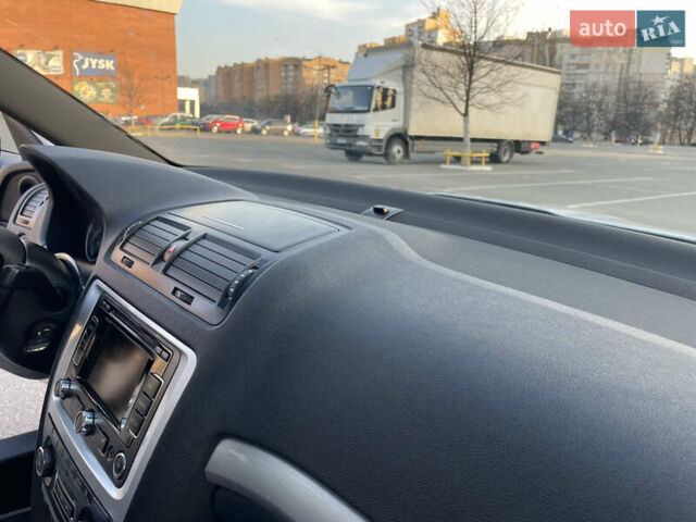 Серый Шкода Октавия, объемом двигателя 1.98 л и пробегом 253 тыс. км за 8900 $, фото 51 на Automoto.ua
