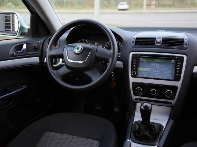 Серый Шкода Октавия, объемом двигателя 1.4 л и пробегом 205 тыс. км за 7900 $, фото 10 на Automoto.ua