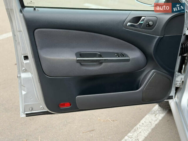 Серый Шкода Октавия, объемом двигателя 1.6 л и пробегом 205 тыс. км за 4750 $, фото 26 на Automoto.ua