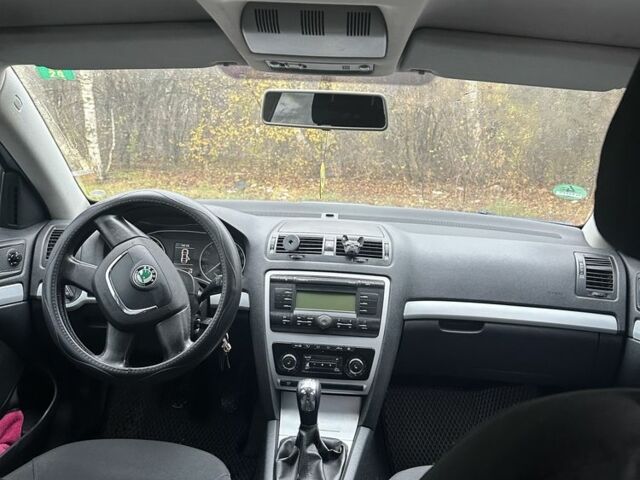 Серый Шкода Октавия, объемом двигателя 1.6 л и пробегом 314 тыс. км за 6150 $, фото 11 на Automoto.ua