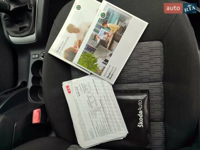 Сірий Шкода Октавія, об'ємом двигуна 1.6 л та пробігом 195 тис. км за 7800 $, фото 54 на Automoto.ua