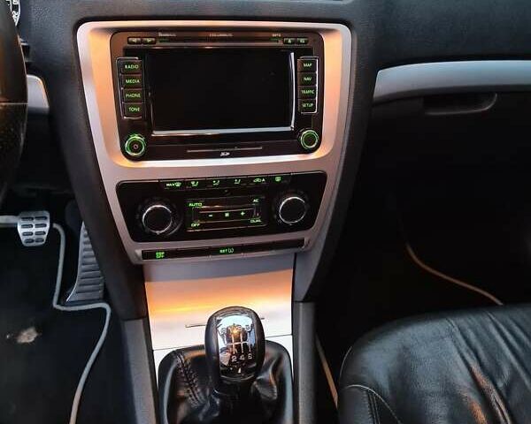 Серый Шкода Октавия, объемом двигателя 1.97 л и пробегом 270 тыс. км за 10200 $, фото 10 на Automoto.ua