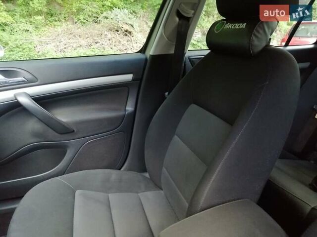 Серый Шкода Октавия, объемом двигателя 1.9 л и пробегом 292 тыс. км за 4000 $, фото 5 на Automoto.ua
