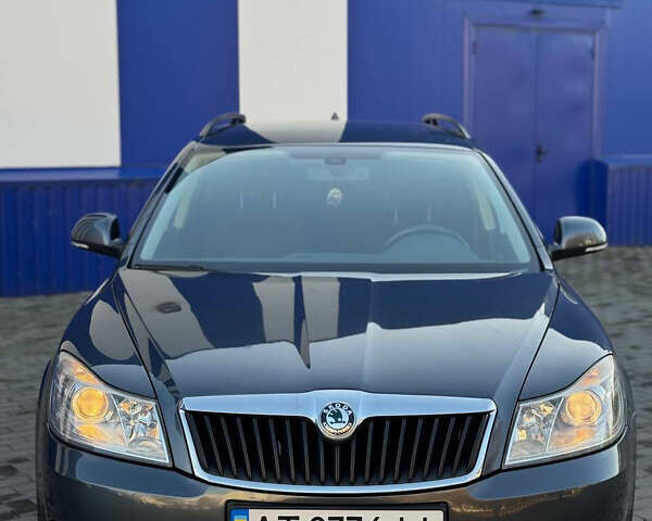 Сірий Шкода Октавія, об'ємом двигуна 1.39 л та пробігом 200 тис. км за 7400 $, фото 3 на Automoto.ua