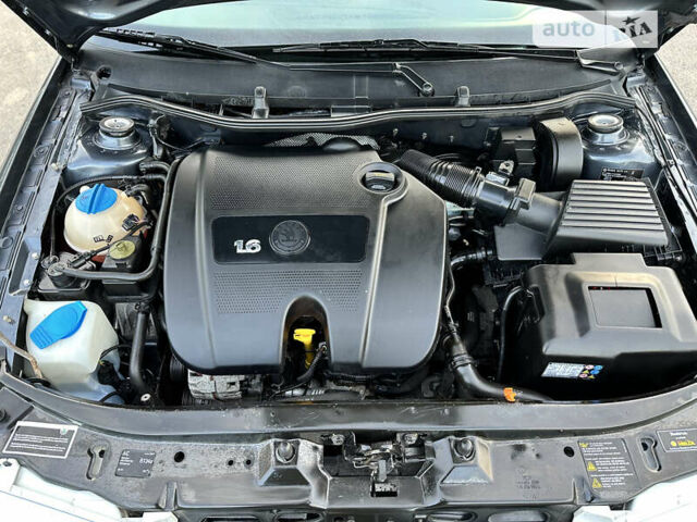 Сірий Шкода Октавія, об'ємом двигуна 1.6 л та пробігом 210 тис. км за 6999 $, фото 49 на Automoto.ua