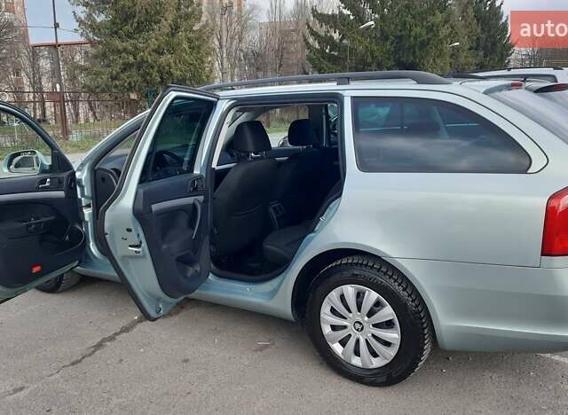 Серый Шкода Октавия, объемом двигателя 1.4 л и пробегом 240 тыс. км за 7199 $, фото 19 на Automoto.ua
