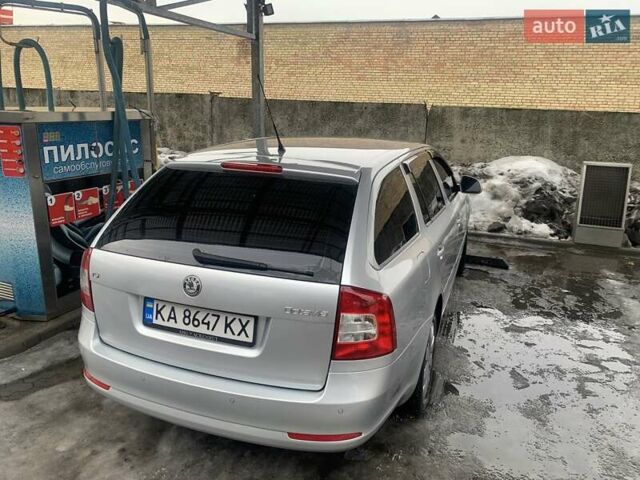 Серый Шкода Октавия, объемом двигателя 1.8 л и пробегом 281 тыс. км за 8200 $, фото 1 на Automoto.ua