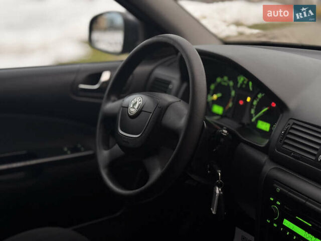 Сірий Шкода Октавія, об'ємом двигуна 1.6 л та пробігом 139 тис. км за 6600 $, фото 36 на Automoto.ua