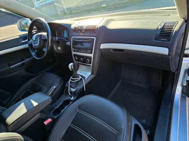 Серый Шкода Октавия, объемом двигателя 1.9 л и пробегом 280 тыс. км за 6800 $, фото 19 на Automoto.ua