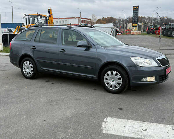 Серый Шкода Октавия, объемом двигателя 1.6 л и пробегом 176 тыс. км за 8999 $, фото 39 на Automoto.ua