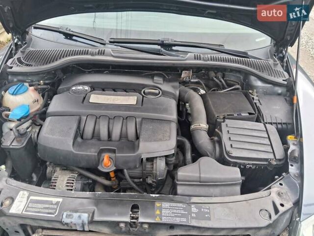 Серый Шкода Октавия, объемом двигателя 1.6 л и пробегом 171 тыс. км за 7800 $, фото 57 на Automoto.ua