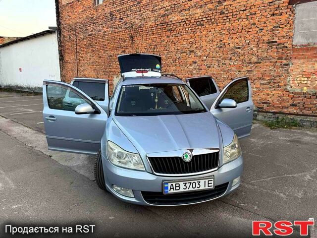 Серый Шкода Октавия, объемом двигателя 1.6 л и пробегом 302 тыс. км за 7500 $, фото 7 на Automoto.ua