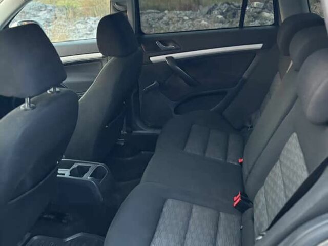 Сірий Шкода Октавія, об'ємом двигуна 0 л та пробігом 400 тис. км за 2950 $, фото 5 на Automoto.ua