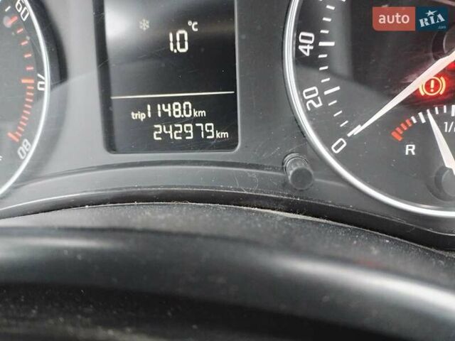 Серый Шкода Октавия, объемом двигателя 1.39 л и пробегом 243 тыс. км за 6400 $, фото 8 на Automoto.ua
